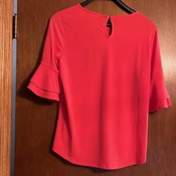 NWT Adrianna Papell Women's Coral Top size small - Picture 2 of 2